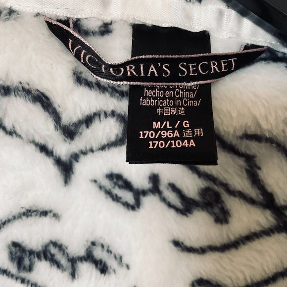 VICTORIA SECRET "Love & Hearts" Women's Short Bathrobe EUC Size M/L/G - Picture 7 of 10